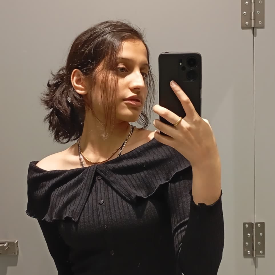 Tejashree D Samant